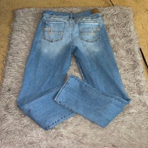 AMERICAN EAGLE BOYFRIEND JEANS SIZE 14 women